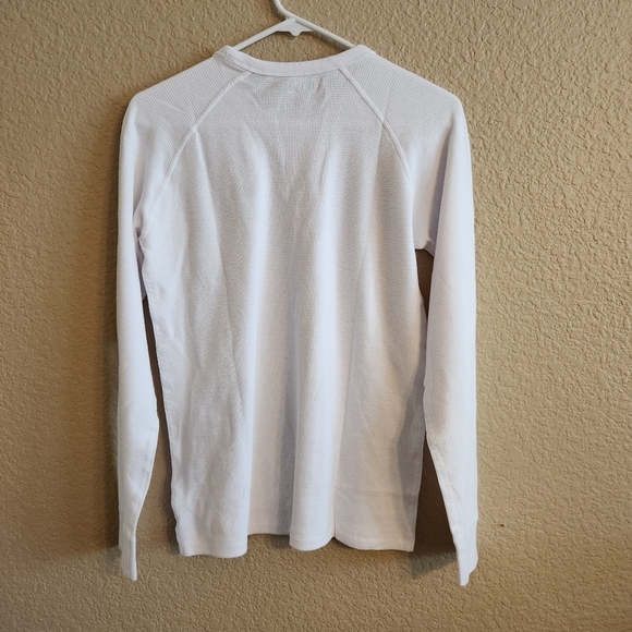 American Eagle Kids Thermal White Long Sleeve Shirt NWT Size 16 - Picture 2 of 8